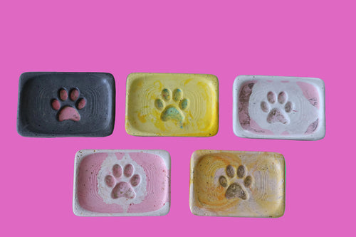 Five soap holders with paw print