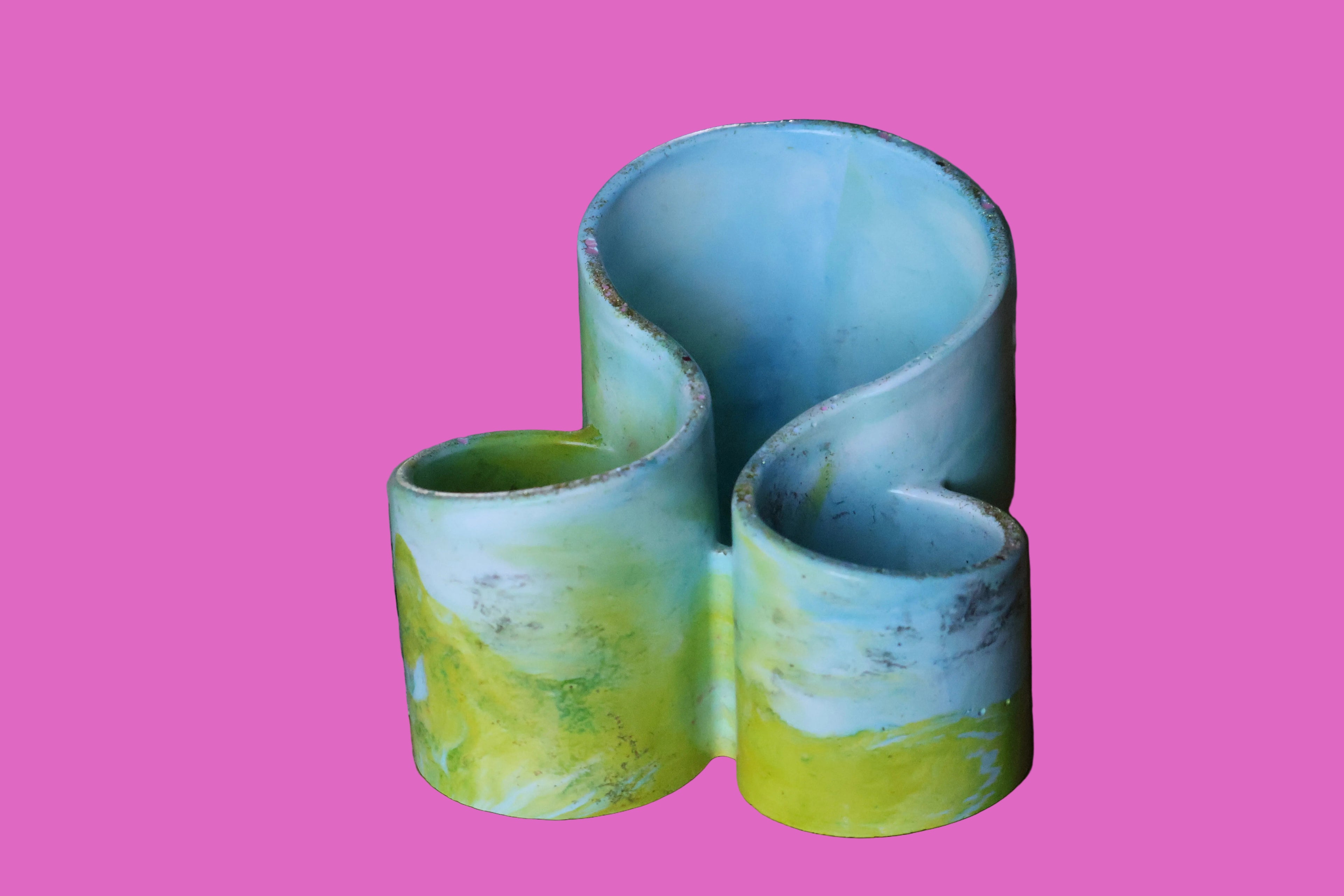 Cement Makeup Brushes/Pen Organizer